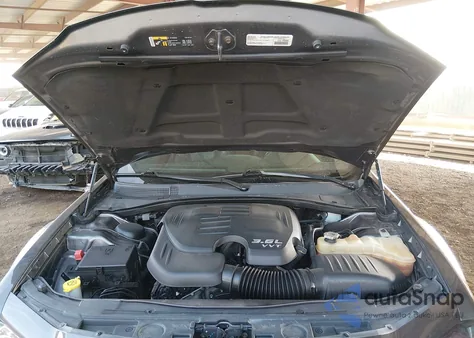 2019 Chrysler 300 300S z USA, uszkodzony, nr VIN 2C3CCABG1KH559807